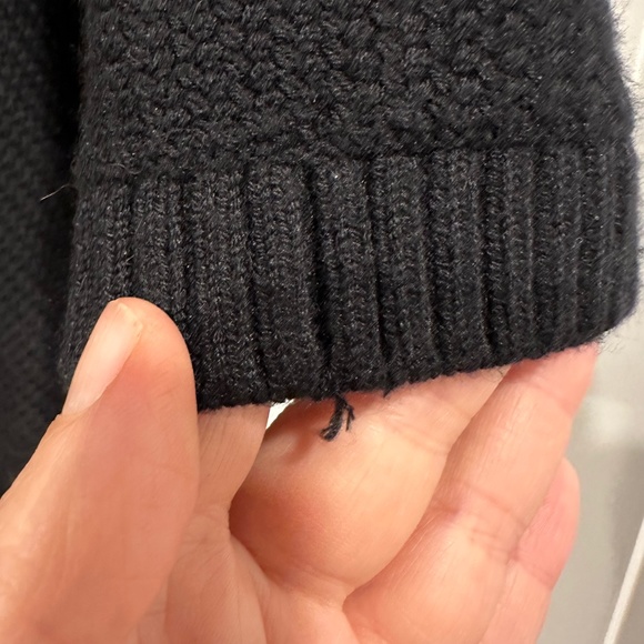 Lululemon On The Go Poncho Wrap Scarf Shawl - Picture 8 of 8